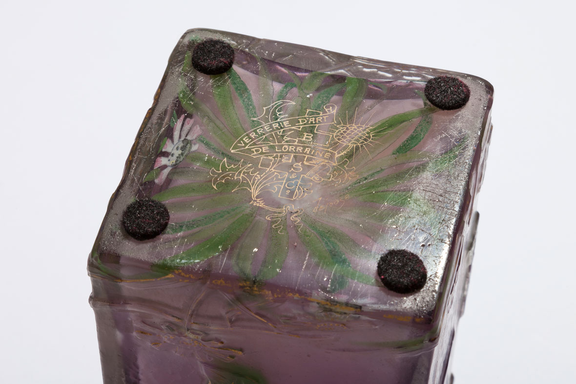 Burgun Schverer Vase